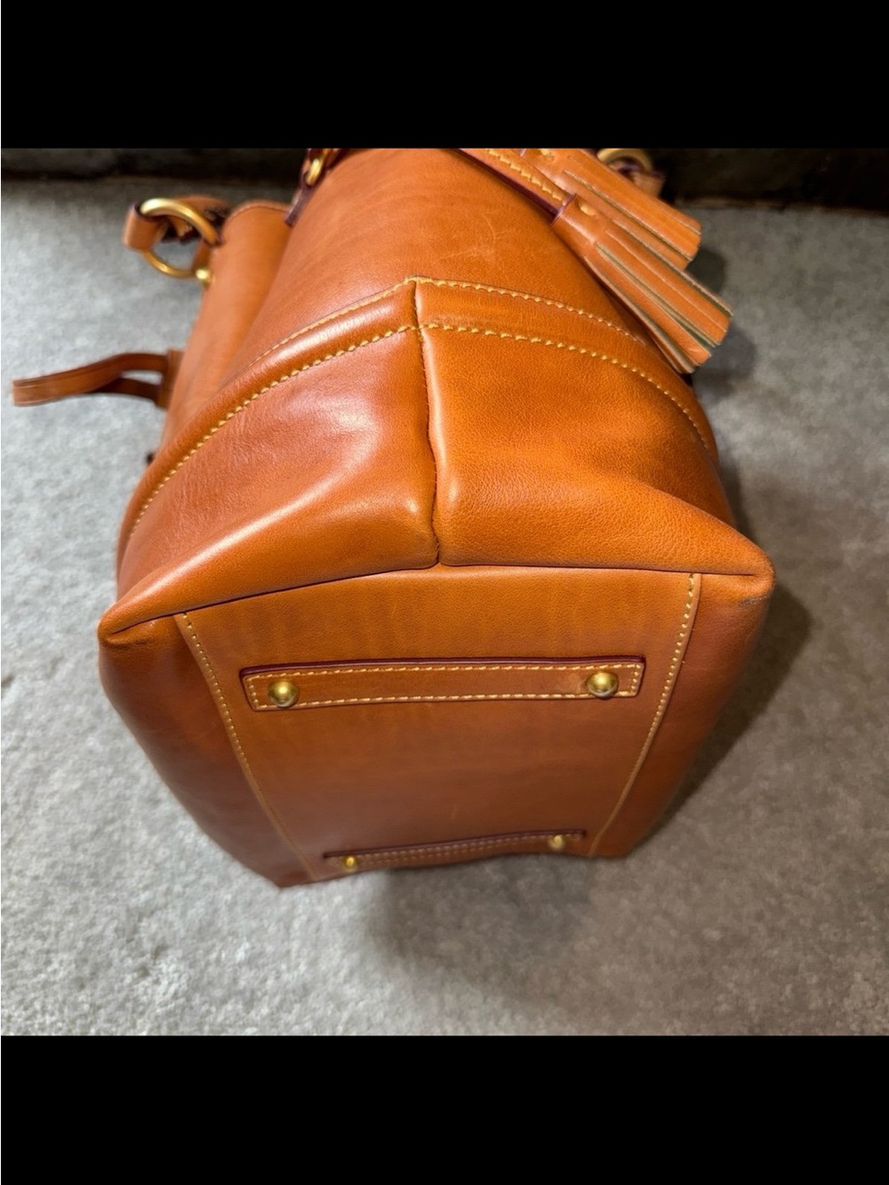 Dooney & Bourke Florentine Buckley Bag in excellent condition - Picture 6 of 12